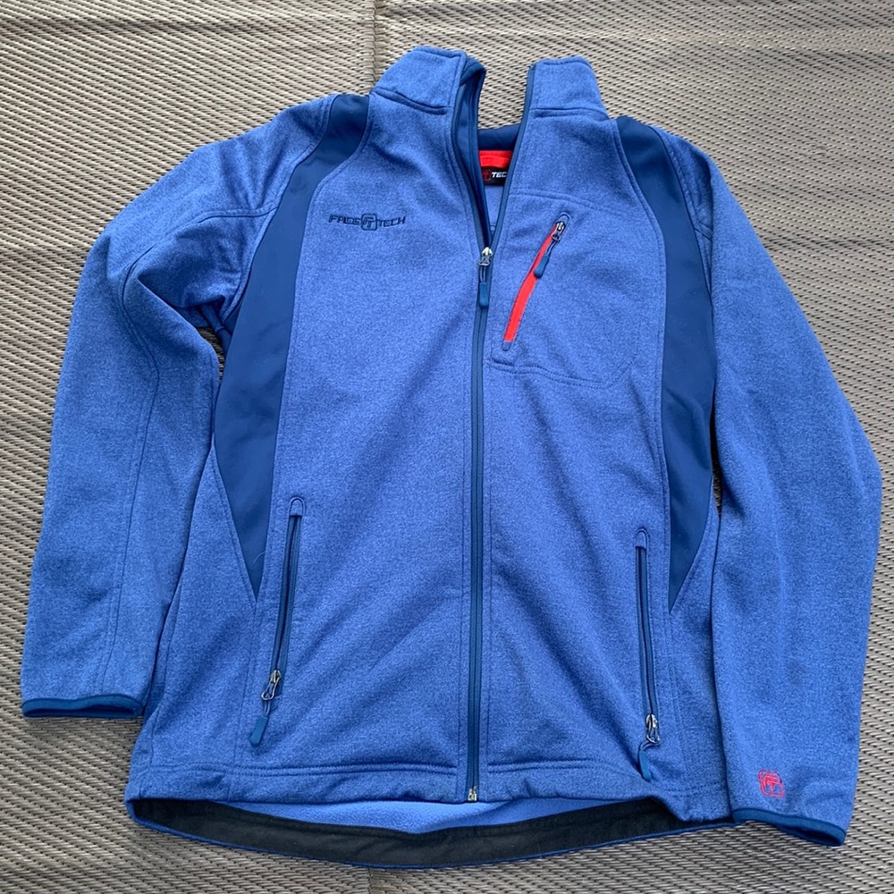 FREE TECH mens zippered jacket